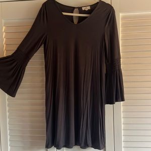 Cupid Jersey Dress w Flare Sleeves